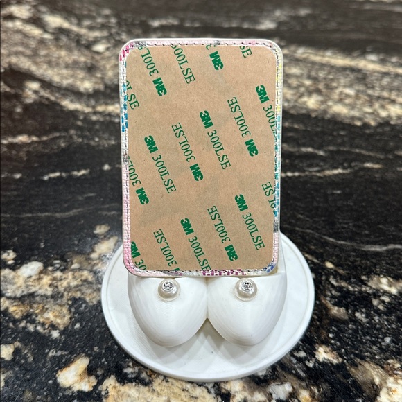 Kurt Geiger - Picture 3 of 6